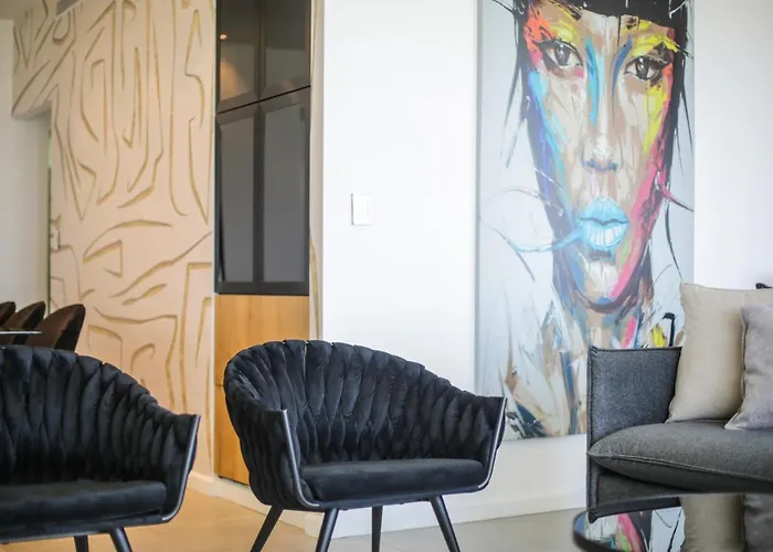 Yalarent Midtown Towers Tlv