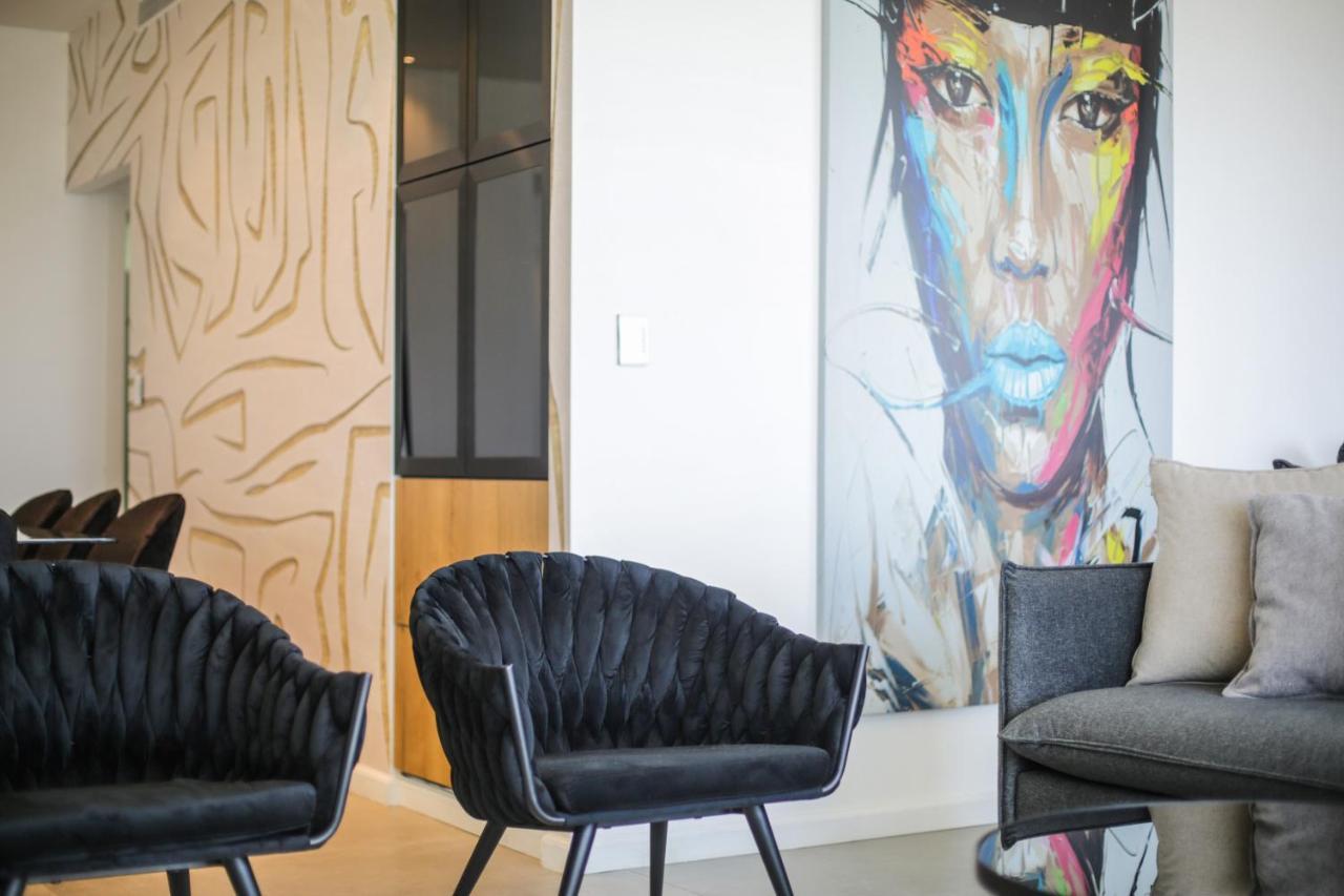 Apartment Yalarent Midtown Towers Tlv